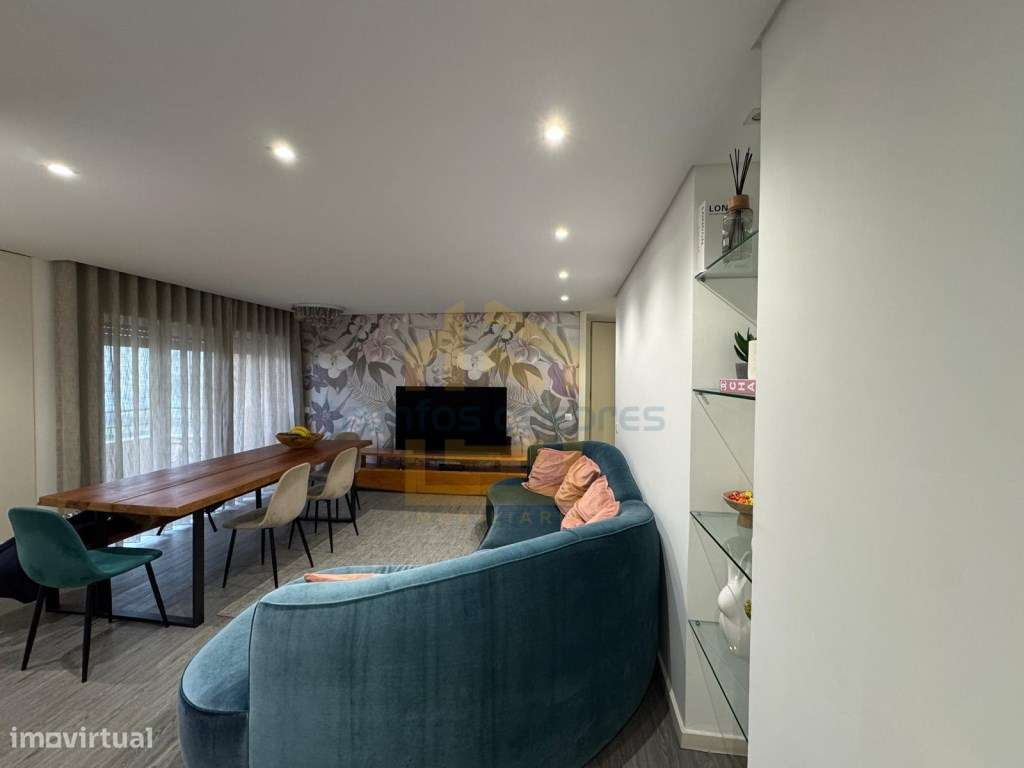 Apartamento T2 Totalmente Renovado com lugar de garagem a 100mt da ...-32