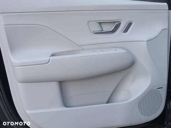 Hyundai Kona 1.6 T-GDI Platinum DCT - 10