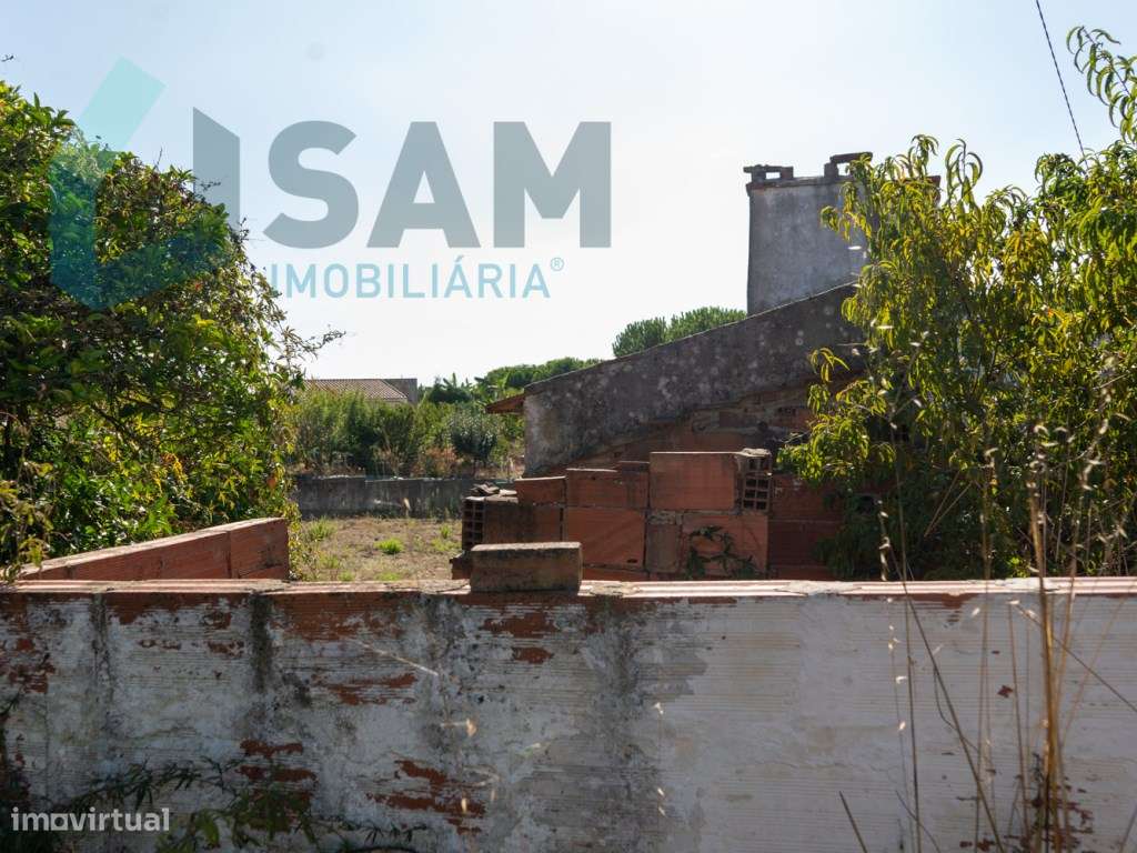 Moradia Térrea para Restauro | Terreno de malha urbana com 9.004 m²-33