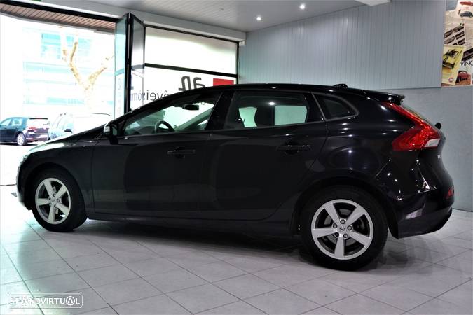 Volvo V40 2.0 D2 Inscription - 5