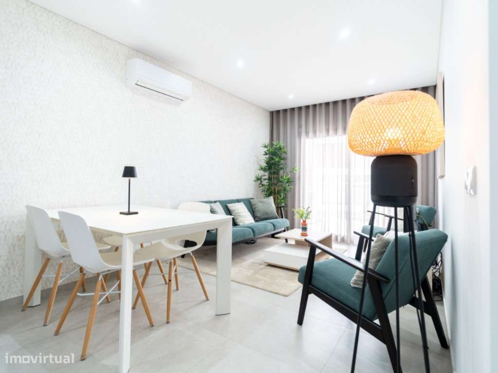 Fantástico Apartamento T2 com licença AL inserido num condominio co...-0