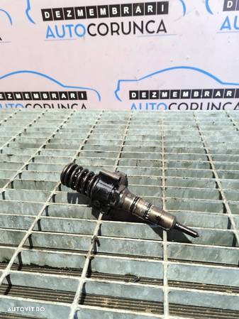 Injector Mitsubishi Outlander 2.0 D 2007 - 2012 140CP BSY (449) - 2