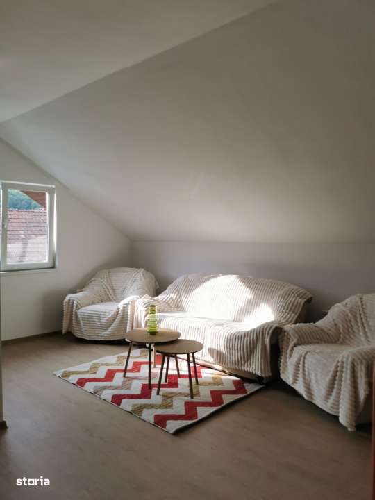 Casa individuala, complet renovata, pe Valea Draganului!-14