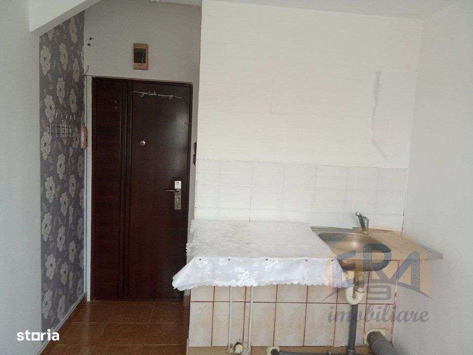 Garsoniera 1 camera, Nufarul, Str. Aleea zidarilor - Imagine principală: 2/5