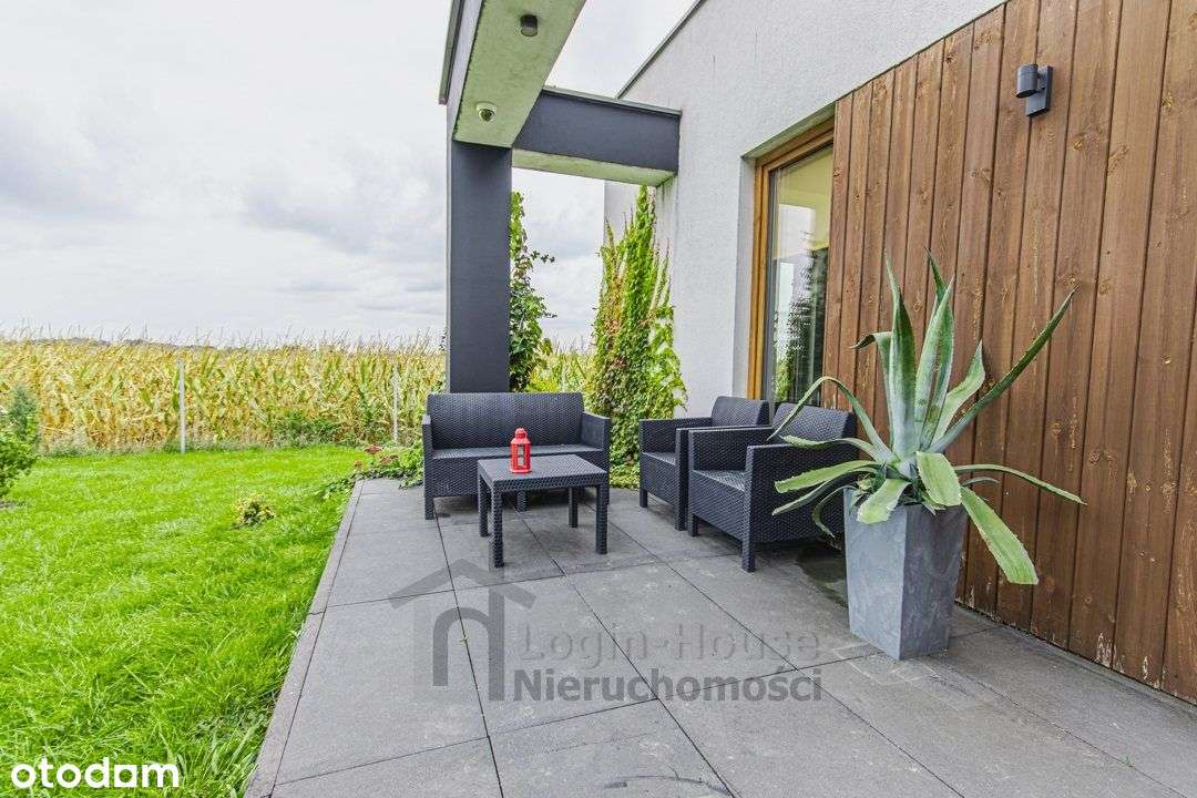 Nowoczesny,parterowy dom na przestronnej działce!-10