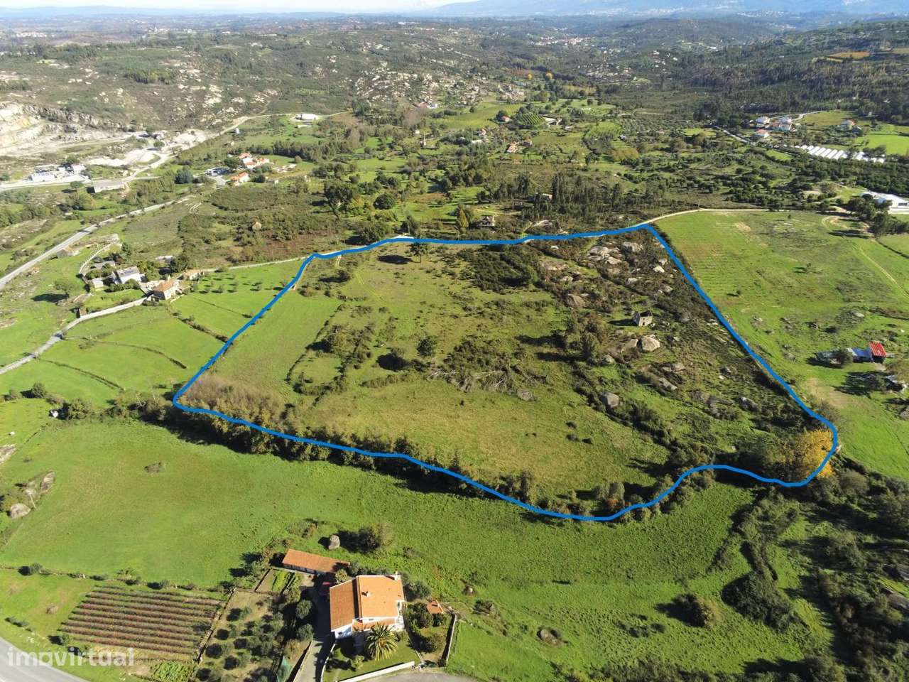 Quinta com Ruina, terreno 5,75Ha, a confrontar com ribeiro-4