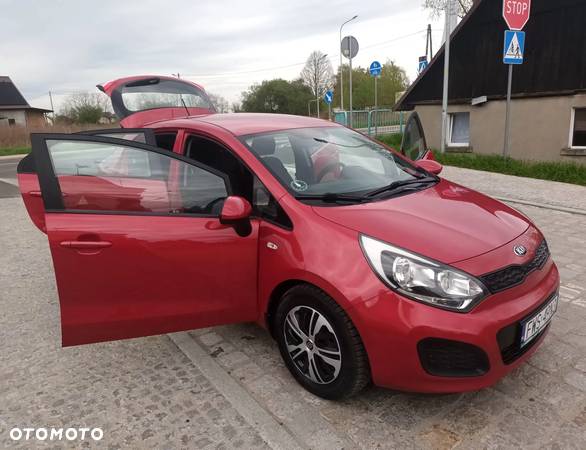 Kia Rio 1.2 Attract - 2