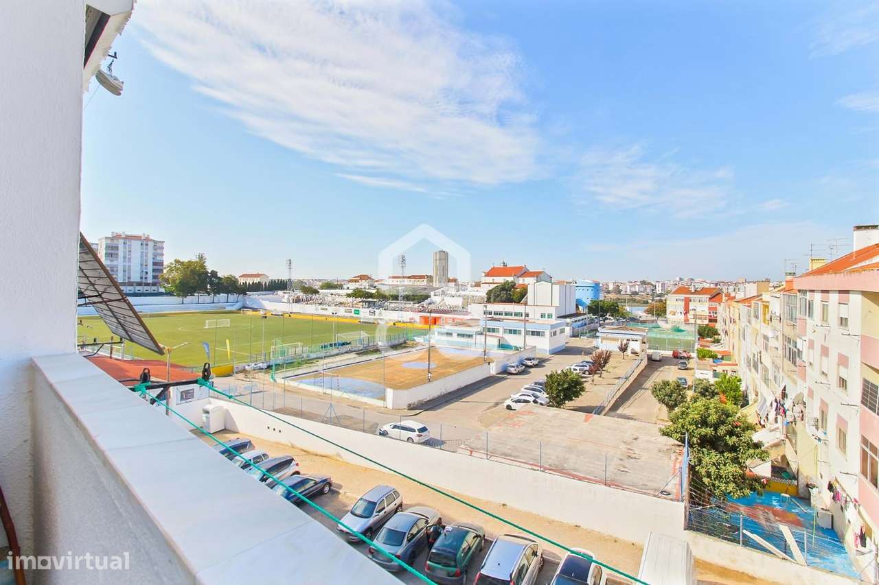Apartamento T2 no Seixal-13