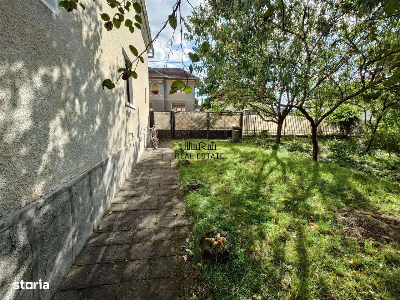 Casa cu aer nobil in Baia de Cris-12