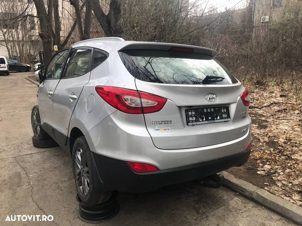 Usa stanga dreapta fata/spate Hyundai IX35 gri argintiu - 5