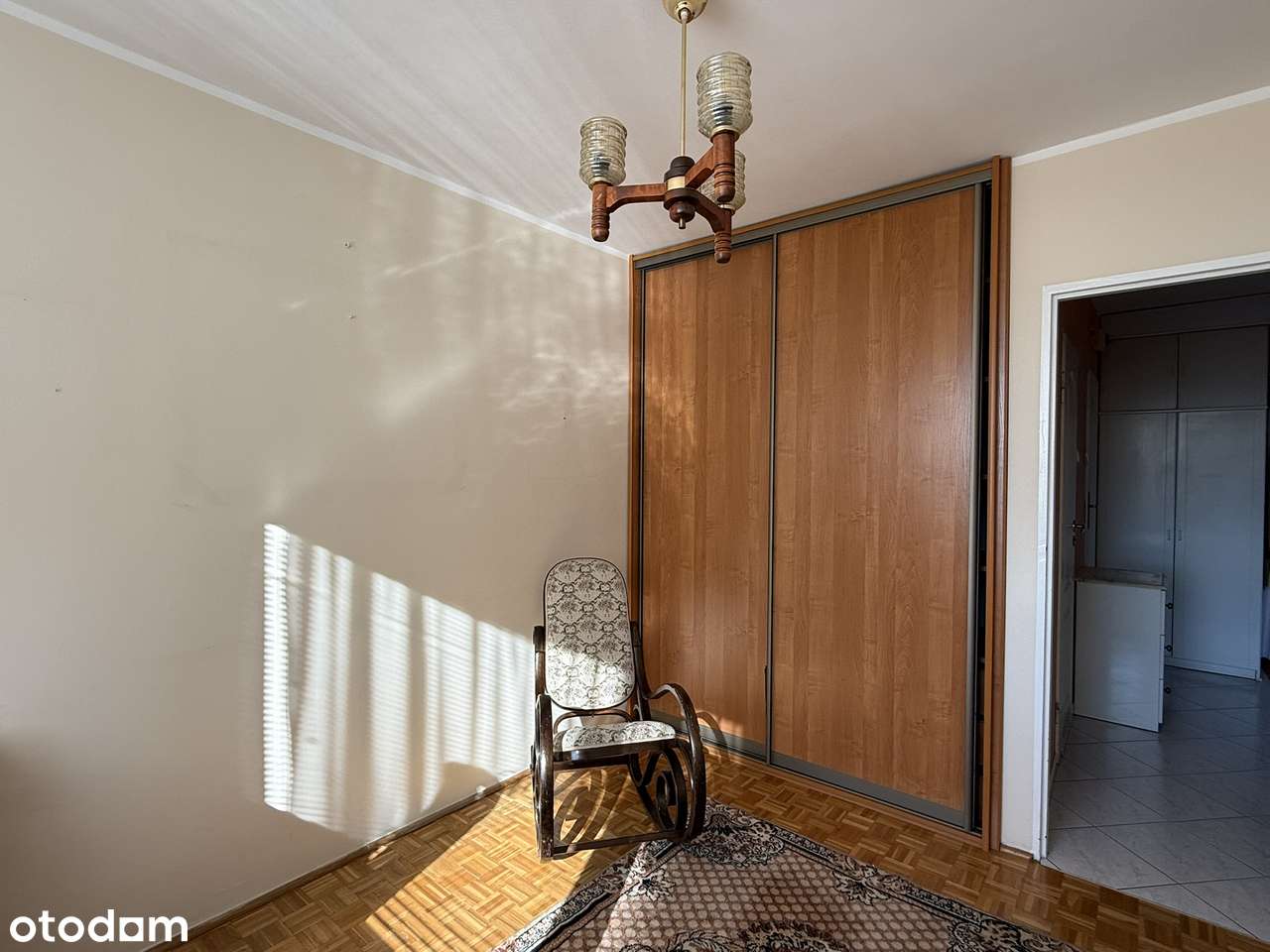 Komfortowe 3 pokoje z dużym salonem i świetnym układem + piwnica-9