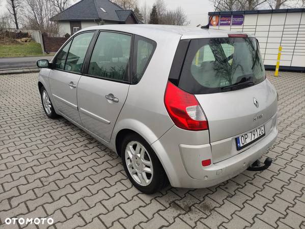 Renault Scenic - 3