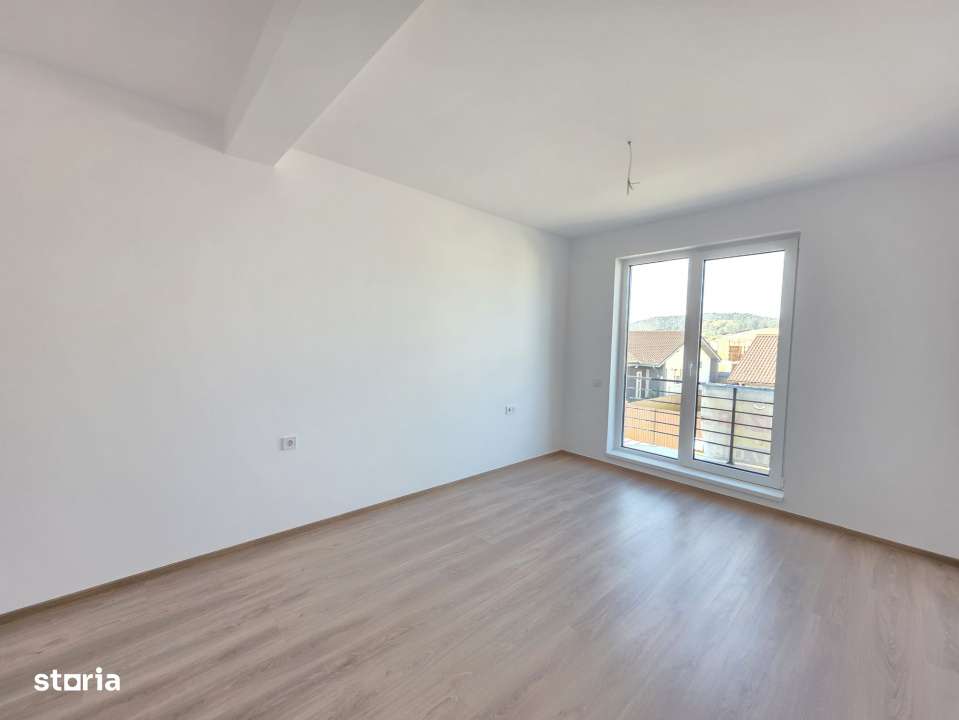 Casa tip duplex, teren 400mp, zona Dealul Lempes, Sanpetru-9