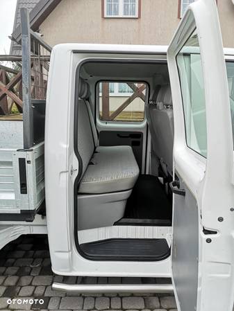 Volkswagen T5 2.0TDI DoKa - 13