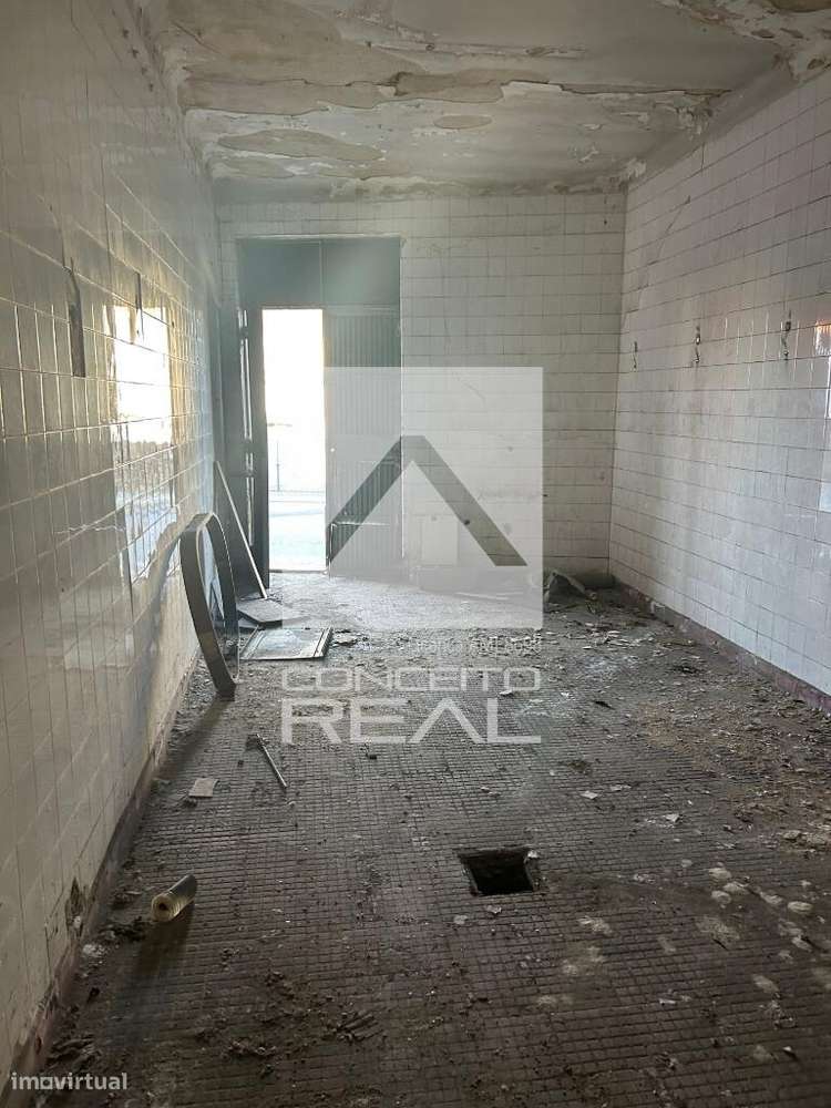 Prédio Urbano (Milheirós - Rot 2+1) - Aos Investidores - Grande imagem: 5/13