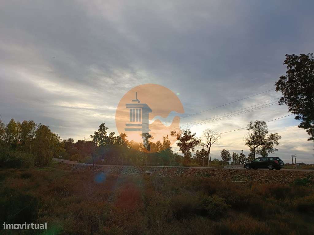 TERRENO RUSTICO COM 9.400 M2 JUNTO A ESTAÇÃO DE COMBOIO DE CASTRO M...-9