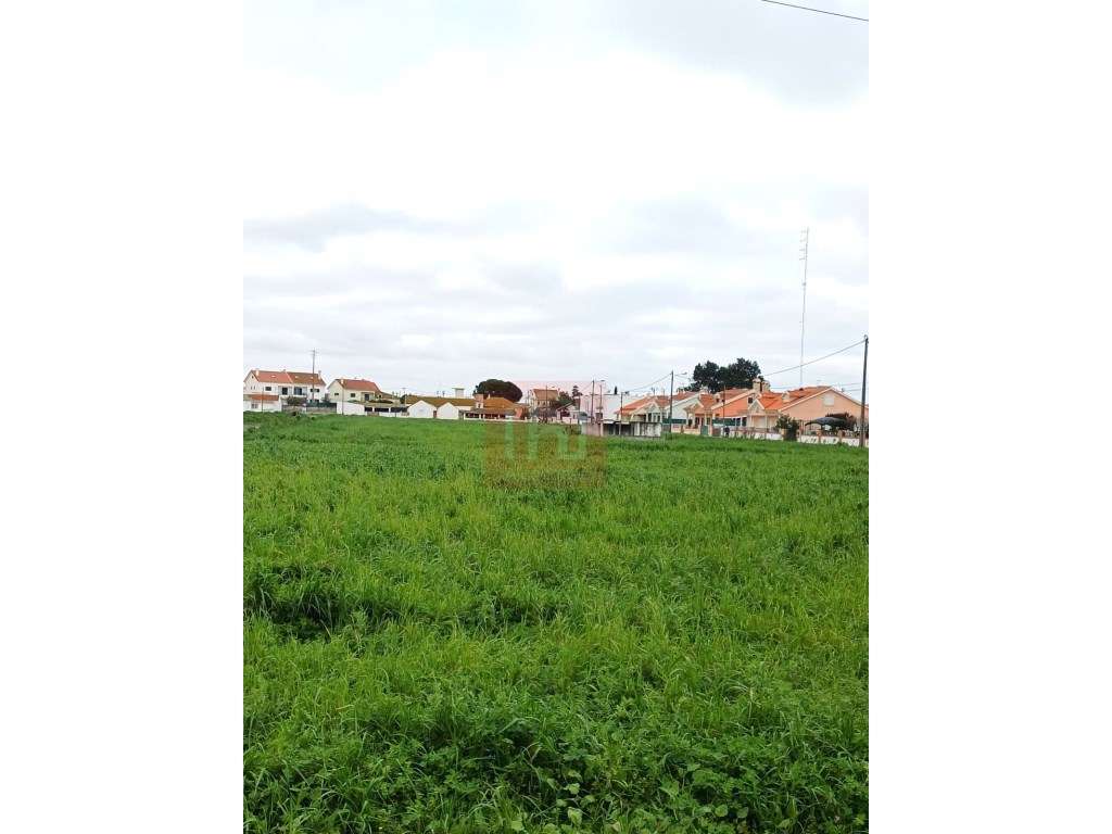 Terreno Urbano com 8.254 no Alto Estanqueiro, Jardia-12