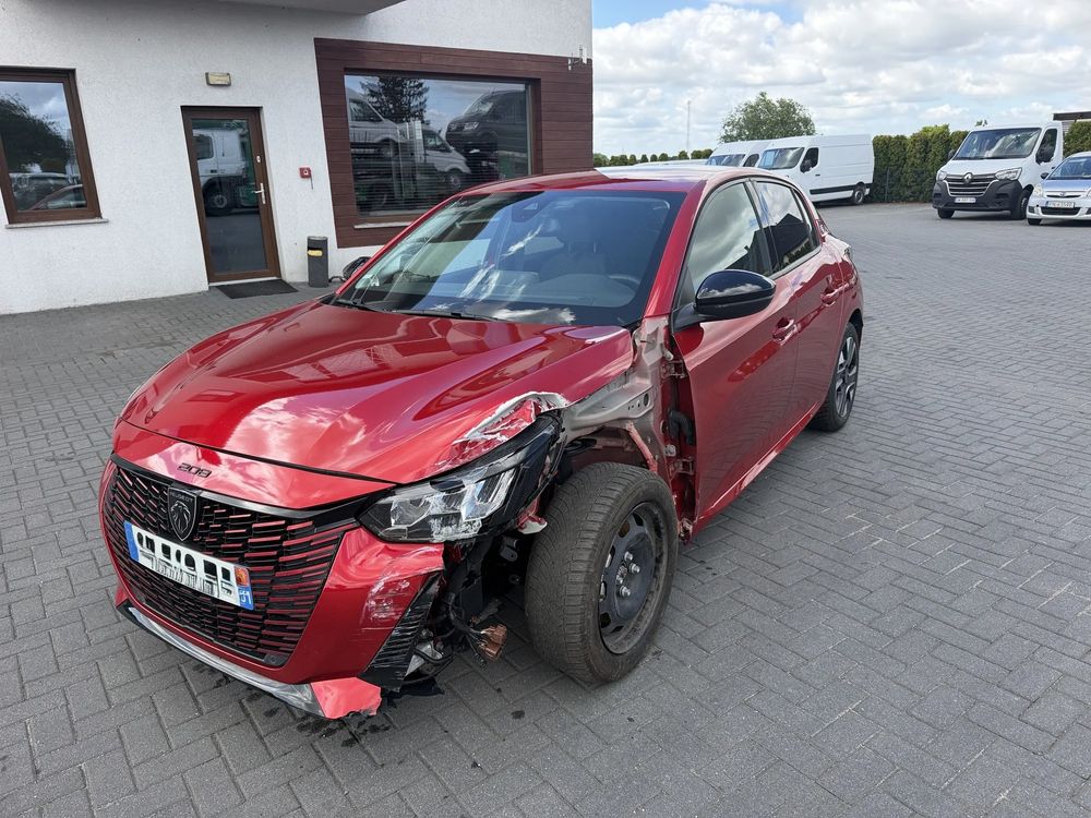 Peugeot 208 II (2019-) 2024