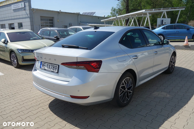 Skoda Octavia 1.5 TSI ACT Ambition - 6