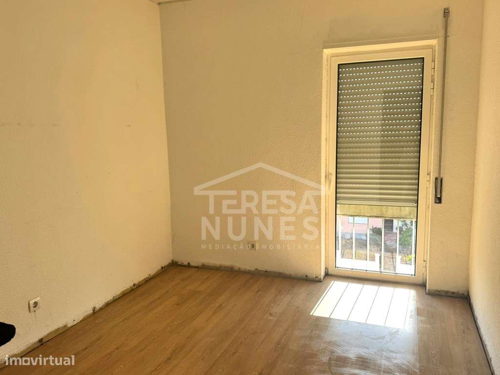 APARTAMENTO T4 - SANTIAGO DO CACEM-13