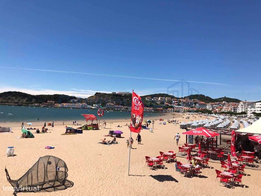 Prédio para renovar junto à praia de São Martinho do Porto-26