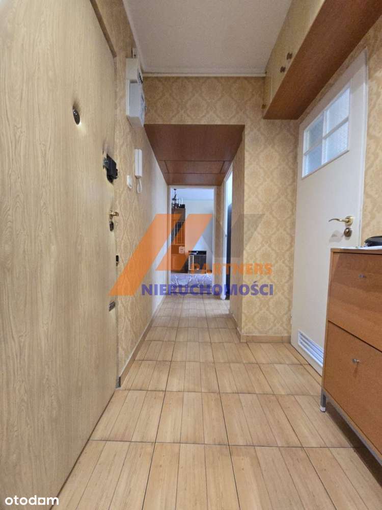 3 pokoje z oddzielną kuchnią, balkon.-12