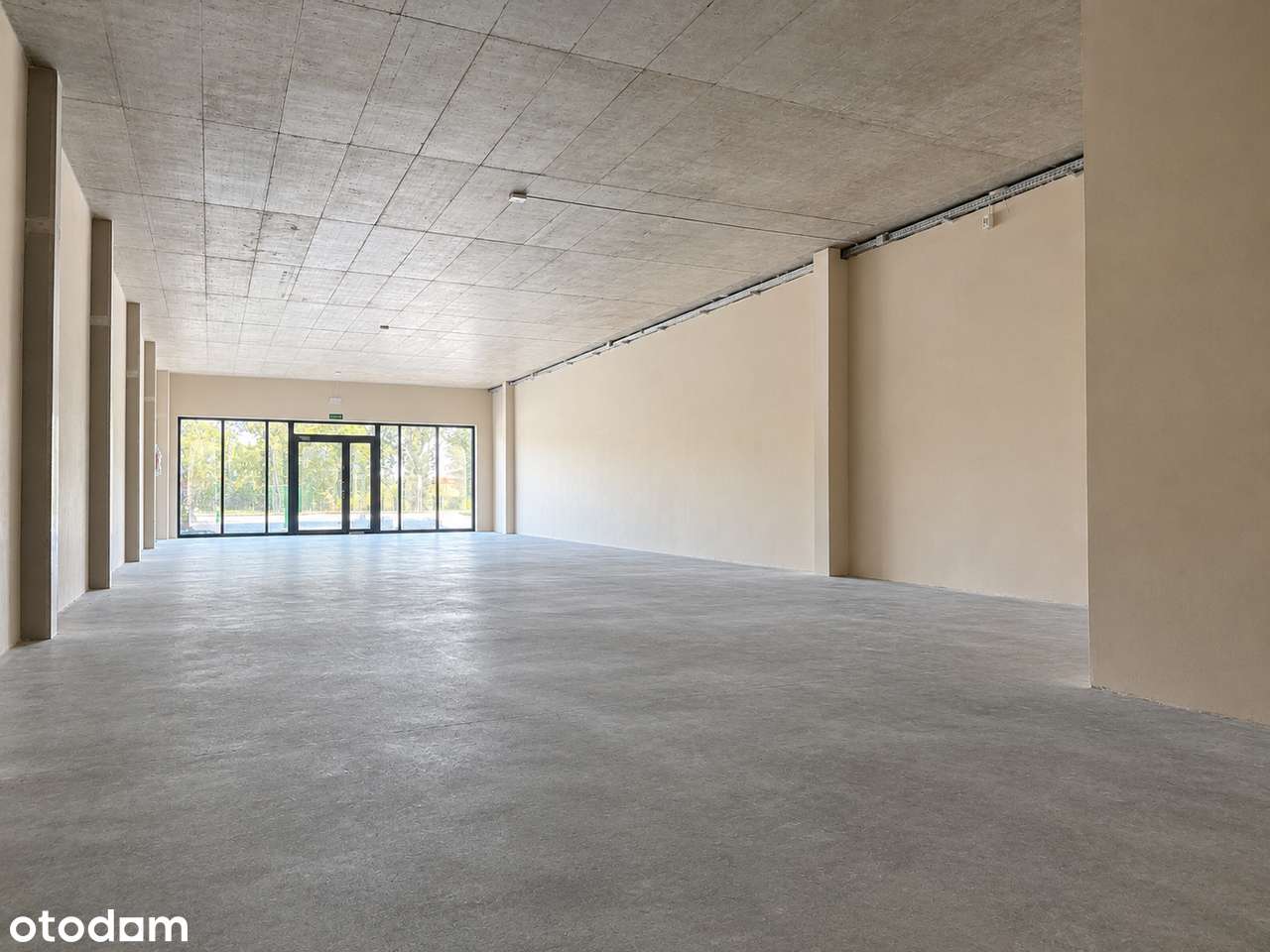 Nowoczesny lokal usługowy 163 m² | 2 wejścia | parking | inwestycja-3