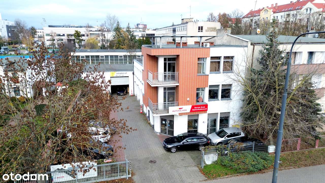 Nowoczesny budynek handlowo–usługowo–biurowy na sprzedaż – Bydgoszcz-16