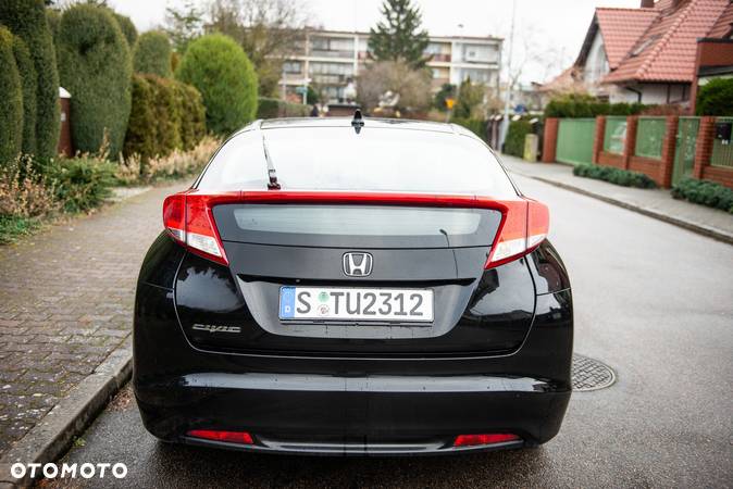 Honda Civic 1.8 Comfort - 13