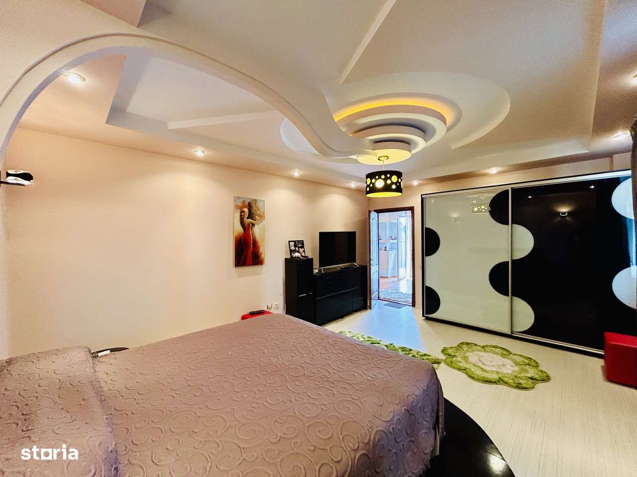 Vila 7 camere - 323 mp utili, teren 1000 mp - Selimbar-3