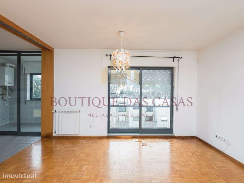 Andar moradia T4 com garagem box - Mozelos - Grande imagem: 4/28