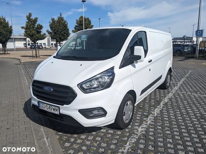 Ford TRANSIT CUSTOM - 1