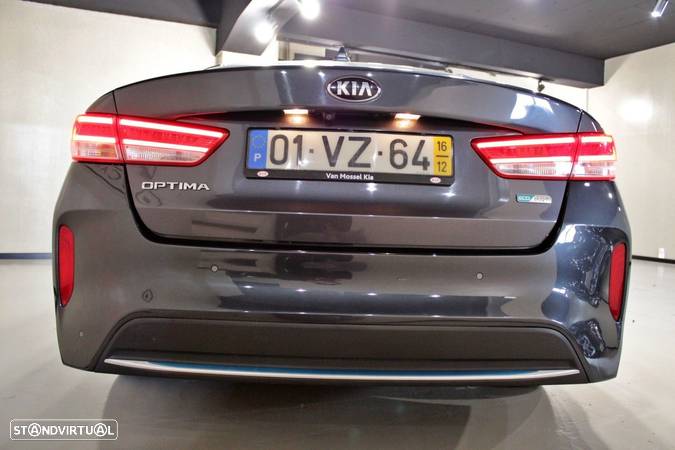 Kia Optima 2.0 CVVT PHEV - 13