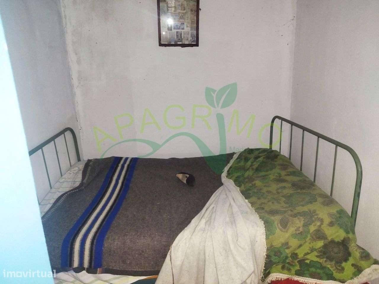 Casa para reconstrução em Penela da Beira-11