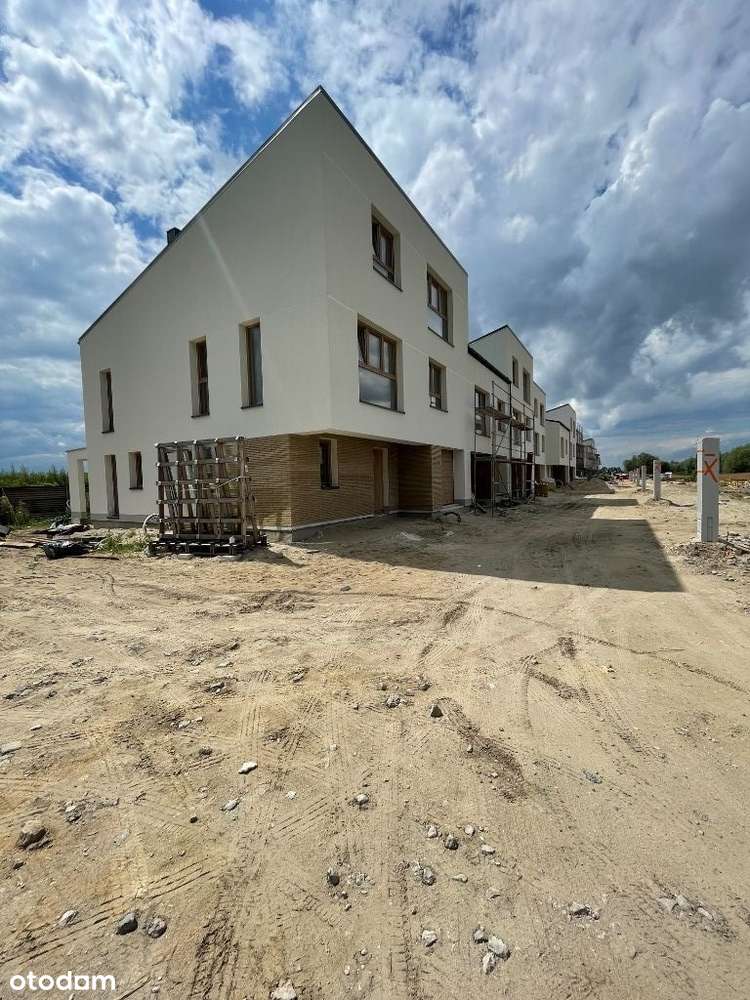 Dom o pow. z poddaszem nieużytkowym 177,28 m2, pompą ciepła, garażem. - Pełny obrazek: 2/17