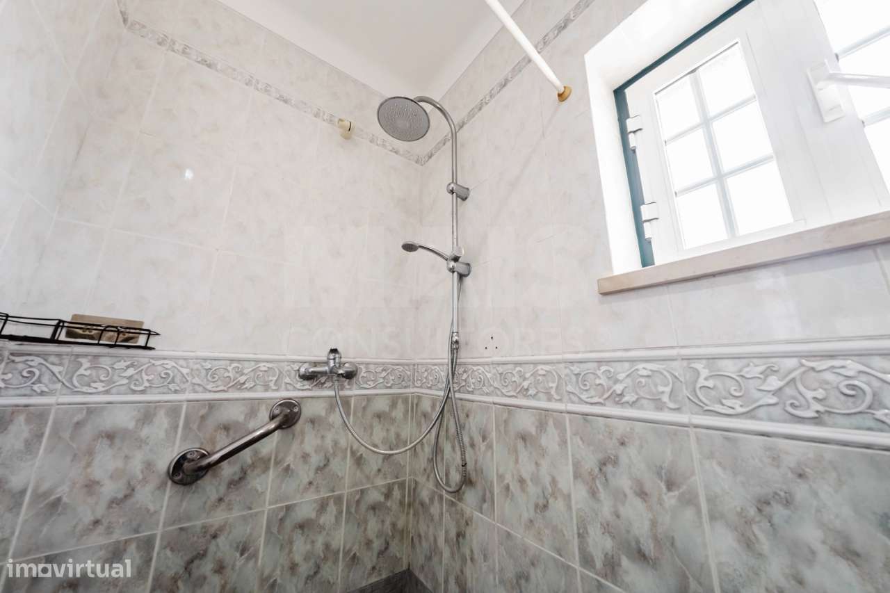 Moradia T4 com Charme em Olho Marinho | 260m² | Lote 734m²-22