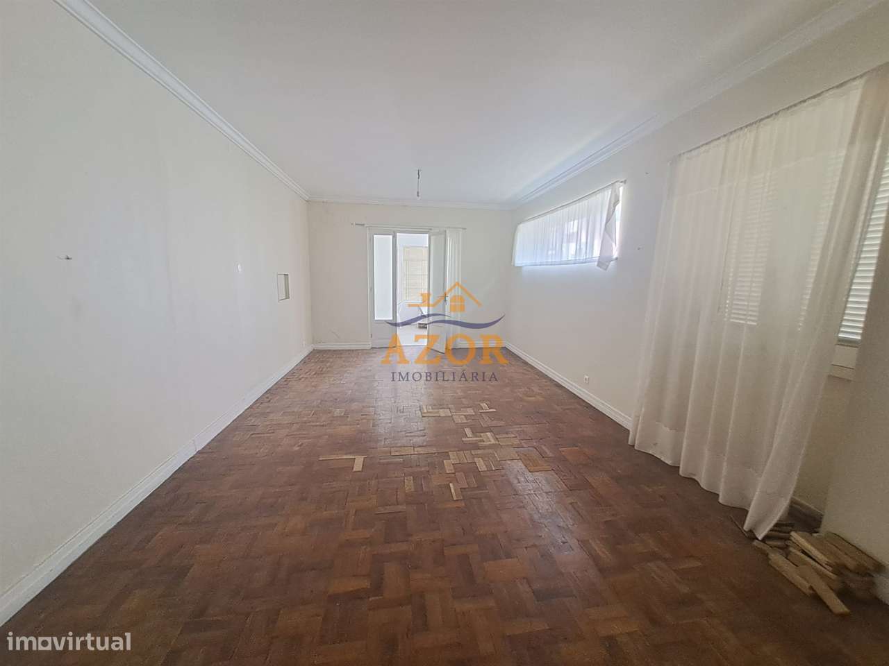 Moradia T4 Venda em Ponta Delgada (São José),Ponta Delgada-7