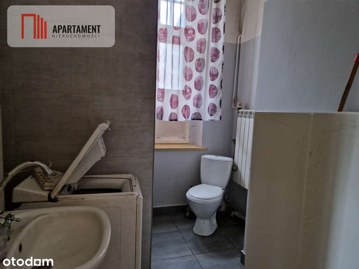 Dom w stylu dworkowym z dużą działką-13