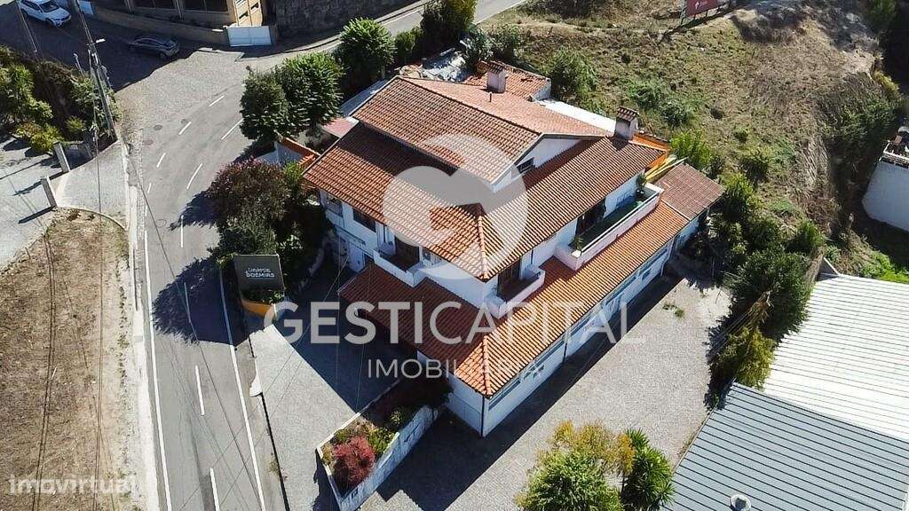 Moradia com Espaço Comercial e Vista Rio Tâmega em Marco de Canaveses - Grande imagem: 4/40