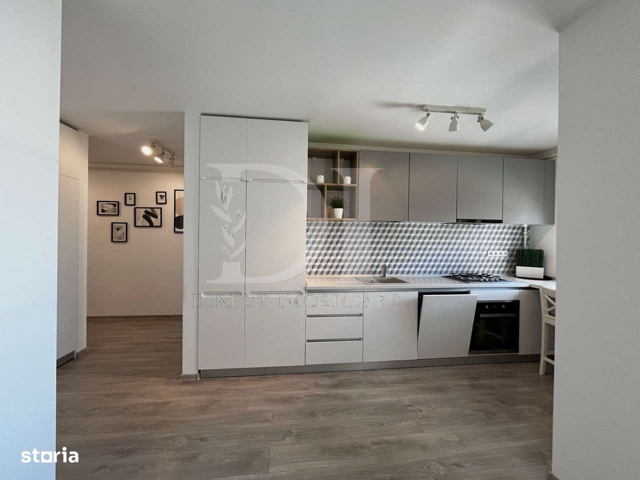 Apartament cu 2 camere semidecomandat , 57 mp, în zona BMW - Imagine principală: 1/16