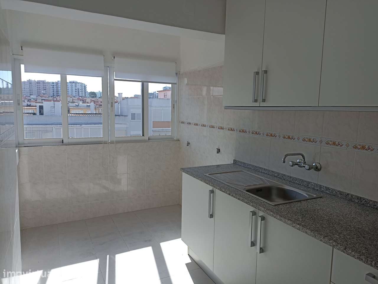 Apartamento T2 - Centro Setúbal - Boa Localização - Grande imagem: 4/13