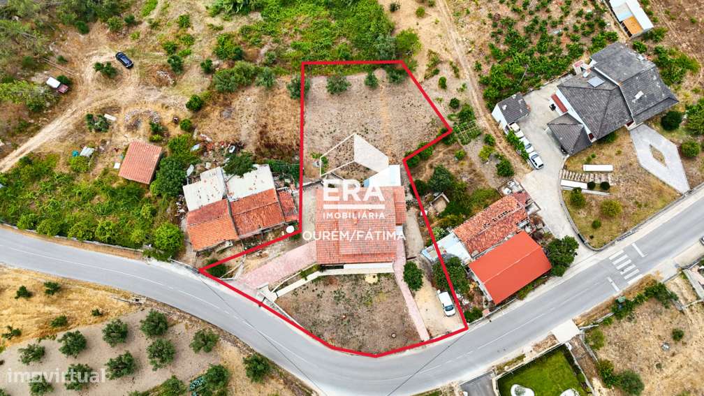Moradia T5 no Olival, Ourém-2