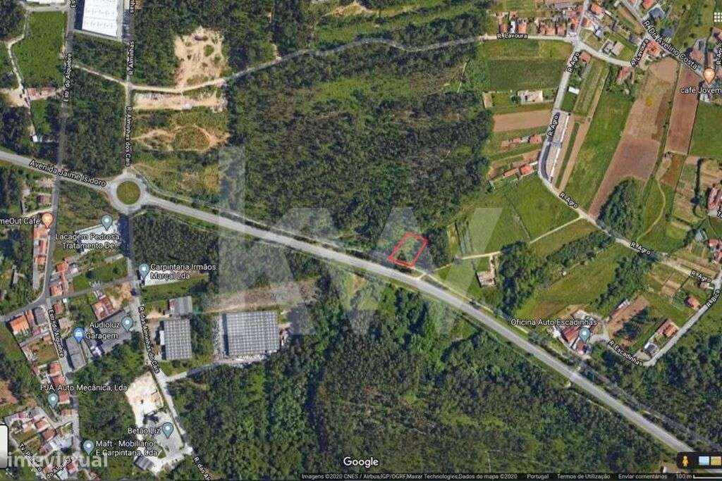 Terreno rústico com 700m2 na Avenida Jaime Isidoro (VL5) em Perosinho-6