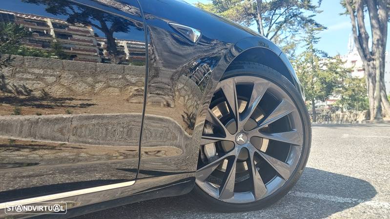 Tesla Model S Dual Motor AWD - 3