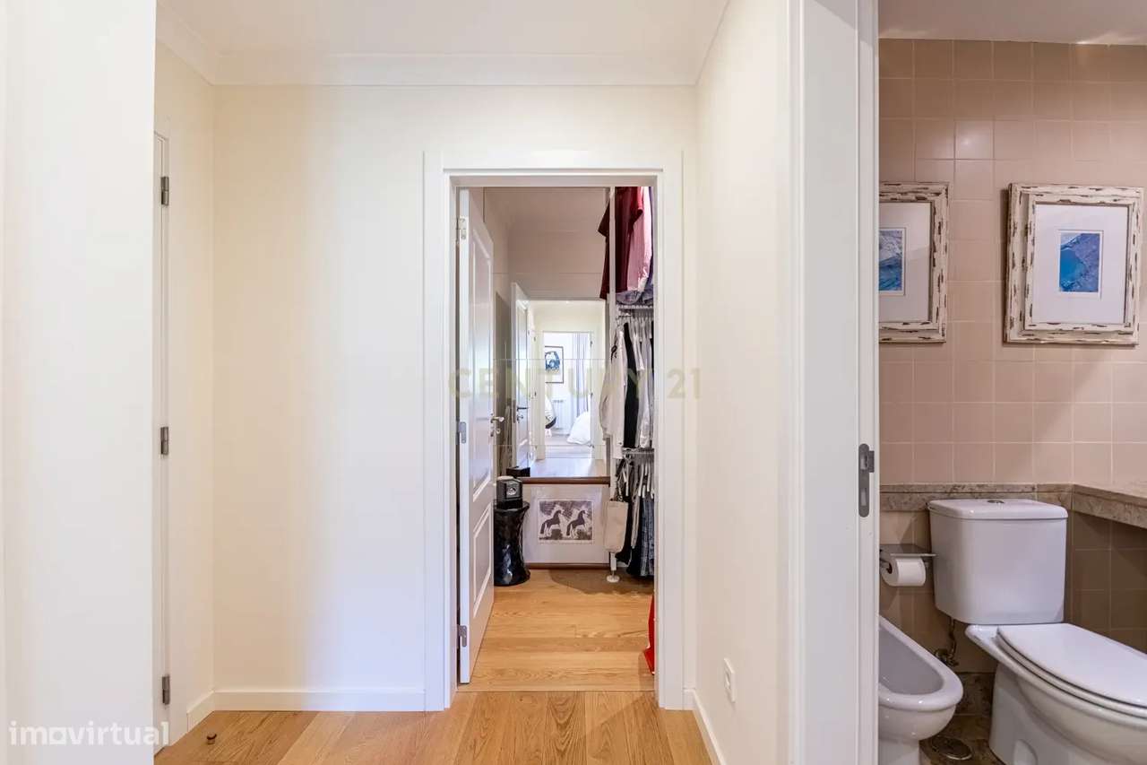 Apartamento T2 118 m2 com varanda e parqueamento - Quinta da Beloura-26