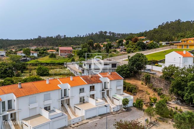 Moradia em banda T3 em Curvos, Esposende-31