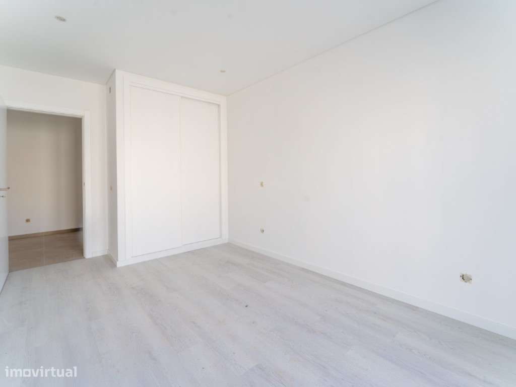 Apartamento T3 junto ao mercado- 200 mts da praia-14