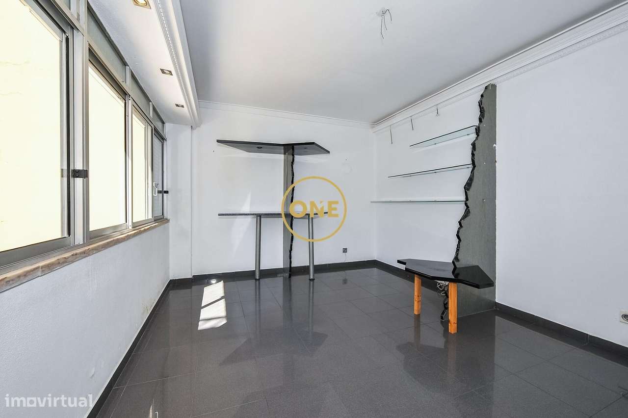 Apartamento T3 à venda na Cova da Piedade, Almada-7