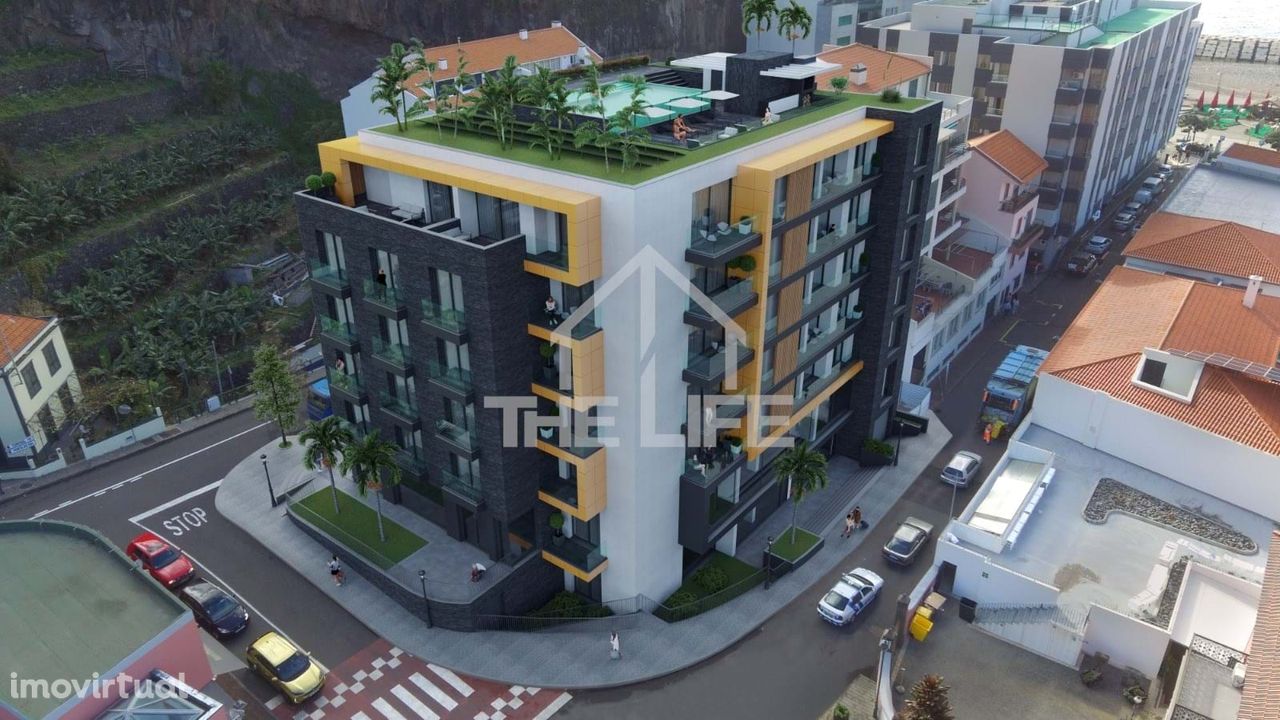 Apartamento T3 para venda próximo do mar e serviços na Ribeira Brava,