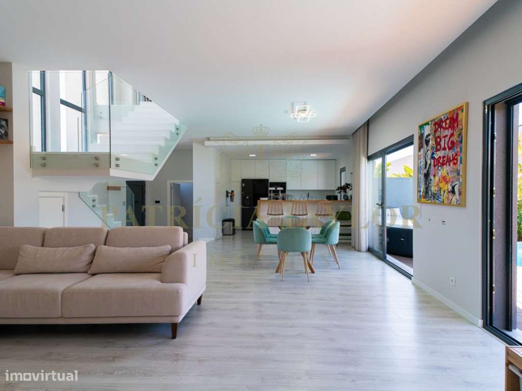 Moradia T3 a venda em Tires-13